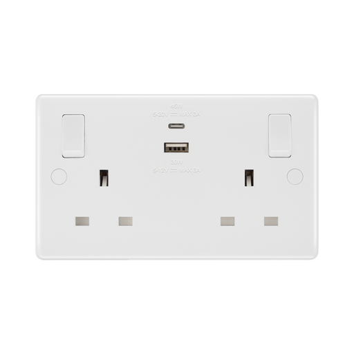BG White Moulded Double A+C USB Socket 822UAC45 available from RS Electrical Supplies
