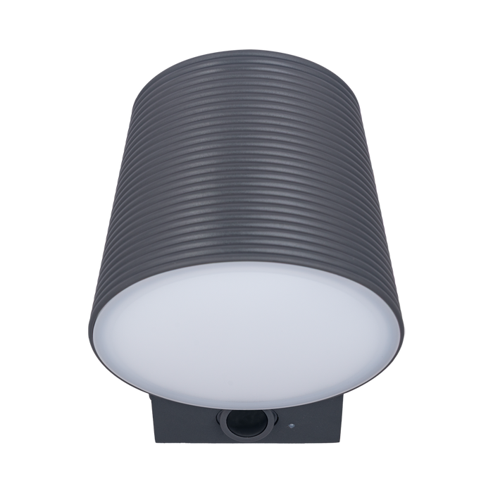 Luceco Solar Hybrid LEXSHYW45CC – lower front view showing the PIR sensor