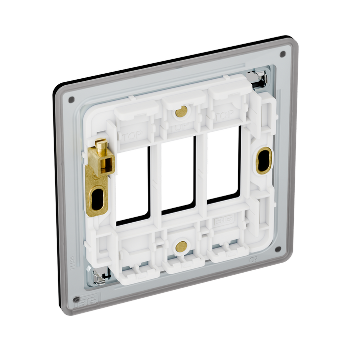 BG GridLite Flatplate Screwless Matt Black 3G Grid Plate MFFB3 – side view