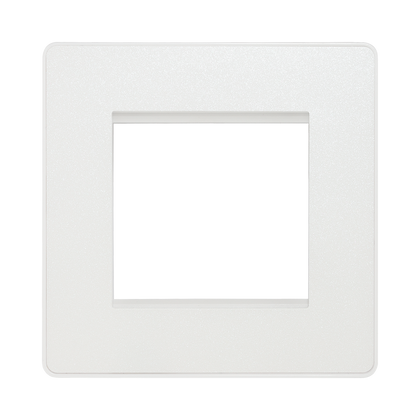 BG Evolve Pearl White 2G Euro Module Plate PCDCLEMS2W