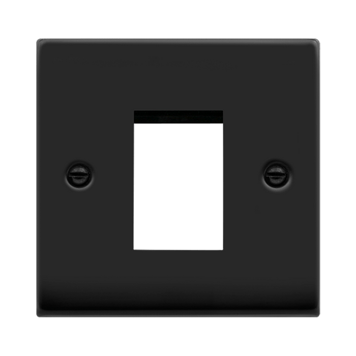 Front view of Scolmore VPMB310 New Media Euro plate