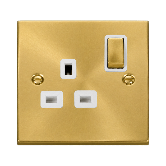 Click Deco Satin Brass 13A Single Socket VPSB535WH