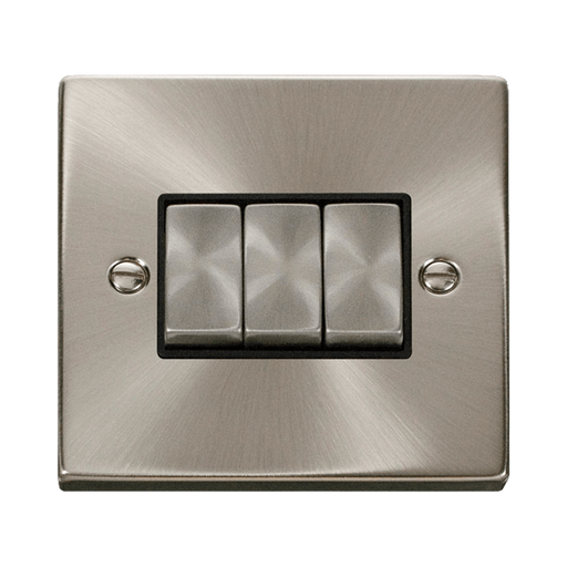Front view of Click Deco Satin Chrome 3G Light Switch