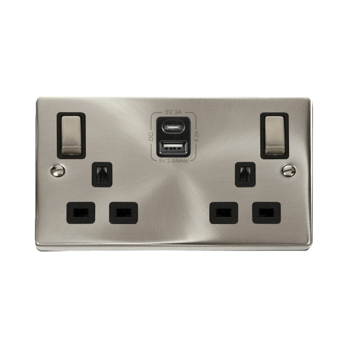 Front view of Click Deco Satin Chrome 13A Double A+C USB Socket