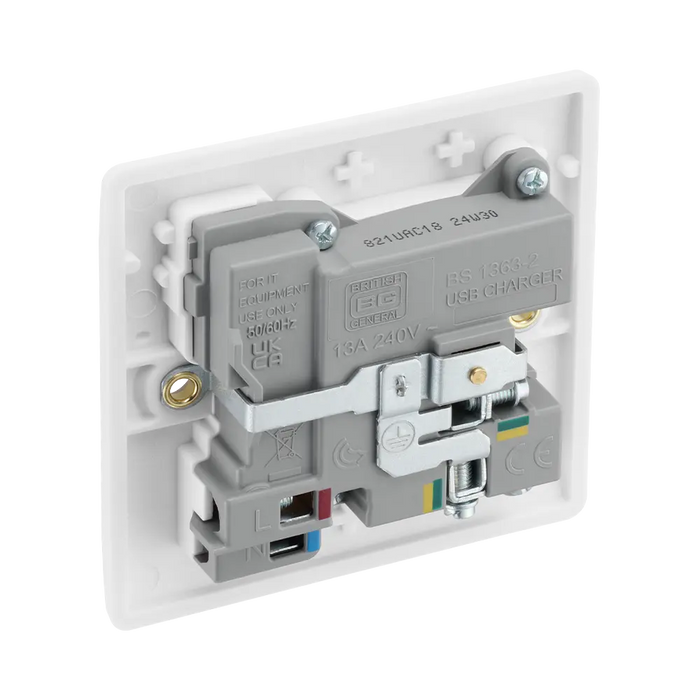BG White Moulded 13A single type A+C USB socket
